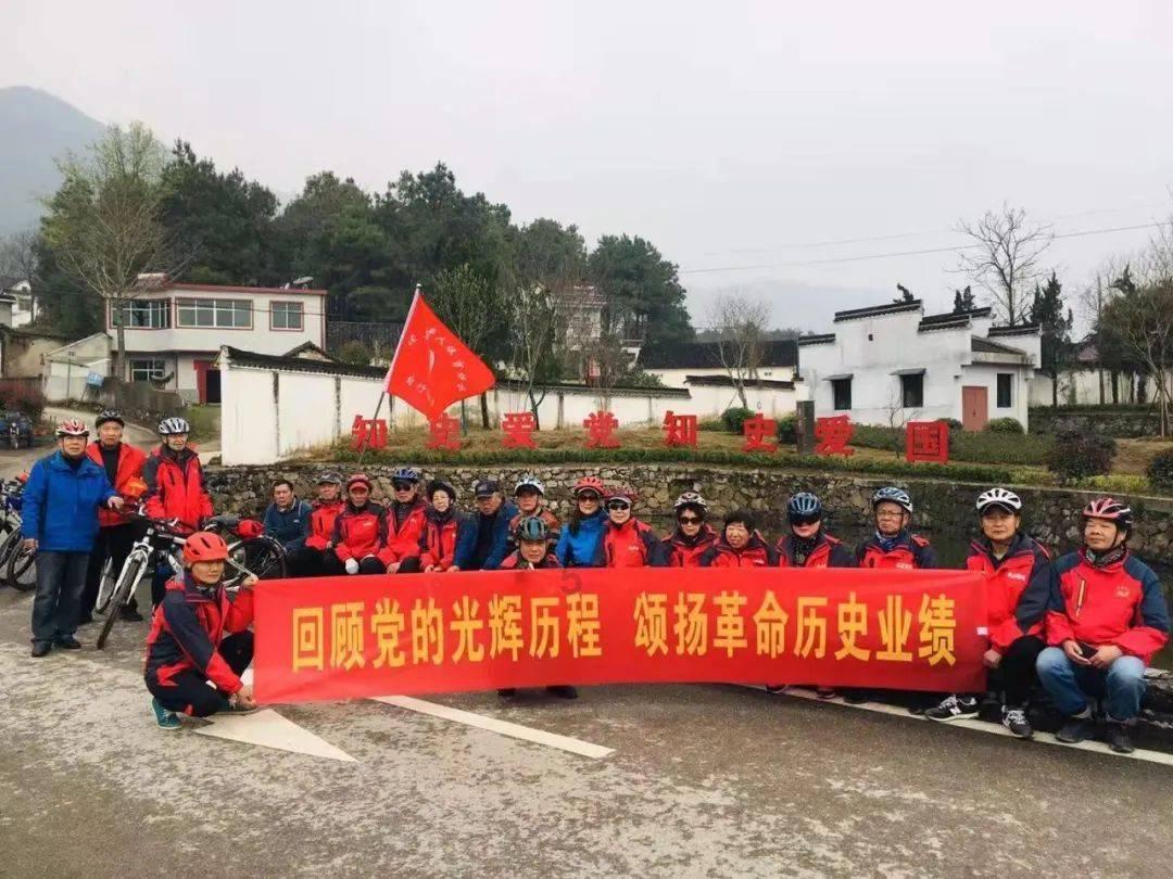 专业问答网站员工把急件递给总公司领导,领导没时间批,这个能怪员工没做好工作吗?,解答你的疑惑